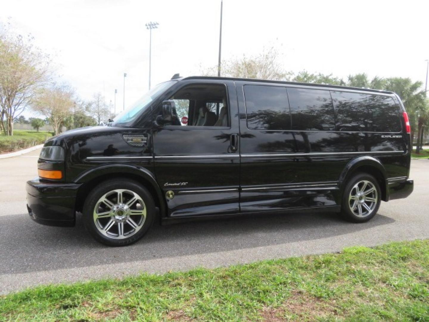 2017 Black /Tan and Brown 2 Tone Chevrolet Express (1GCWGAFG8H1) , located at 4301 Oak Circle #19, Boca Raton, FL, 33431, (954) 561-2499, 26.388861, -80.084038 - You are looking at a Gorgeous 2017 Chevy Express 2500 Explorer Handicap Wheelchair Conversion Van Fully Loaded With: 96K Original Miles, Power Side Entry Doors, VMI Side Entry Wheelchair Lift, 6 Way B and D Transfer Seat, Two Tone Leather Interior, Heated Front Seats, Front Sunroof, Rear Power Foldi - Photo#12